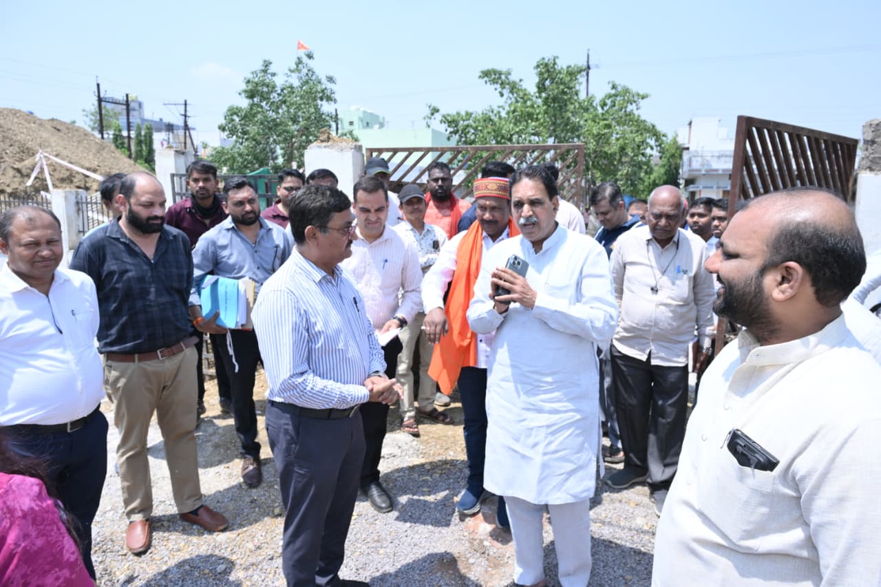 A new chapter in education and development in Raipur West: ₹1.60 crore will be used to improve R.D. Tiwari School, MLA Rajesh Munat issued strict instructions, Raipur, Chhattisgarh, Khabargali