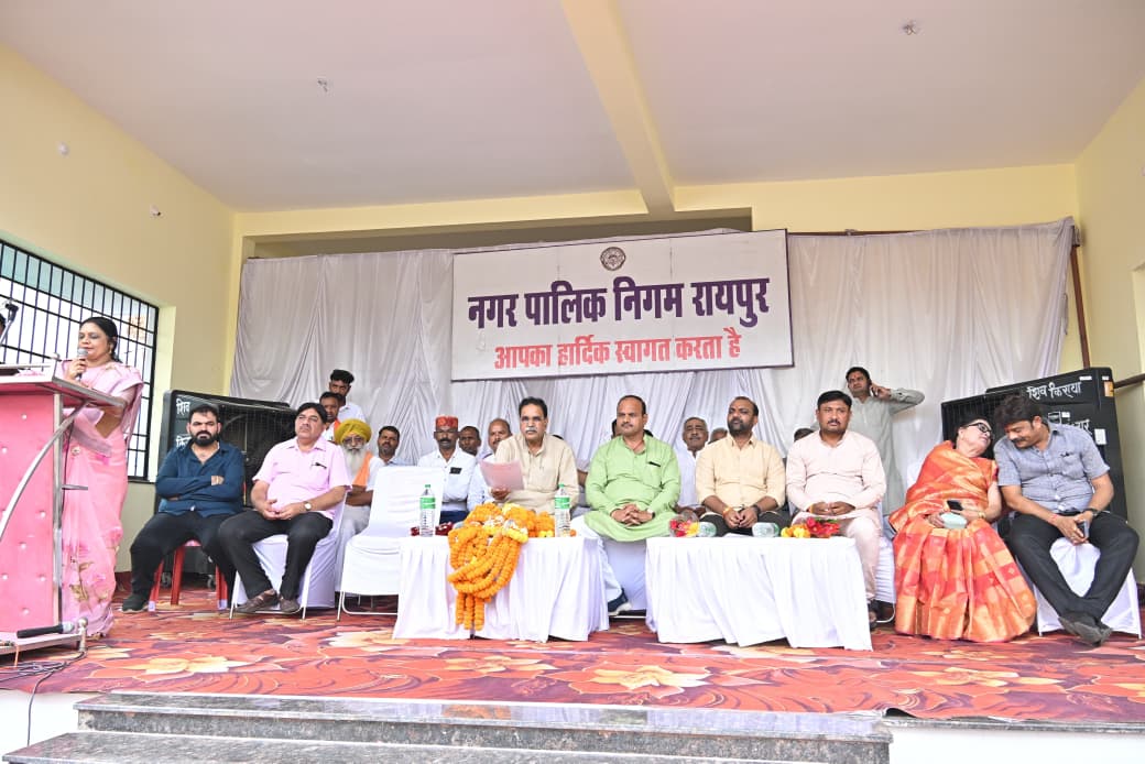 A new chapter of development in Raipur West, Shaheed Bhagat Singh ward gets a gift of ₹133.08 lakh, MLA and former cabinet minister Rajesh Munat performs ground breaking and inauguration of development works, expansion of drains, Anganwadi, community hall and public facilities will change the picture of the ward, Raipur, Chhattisgarh, Khabargali