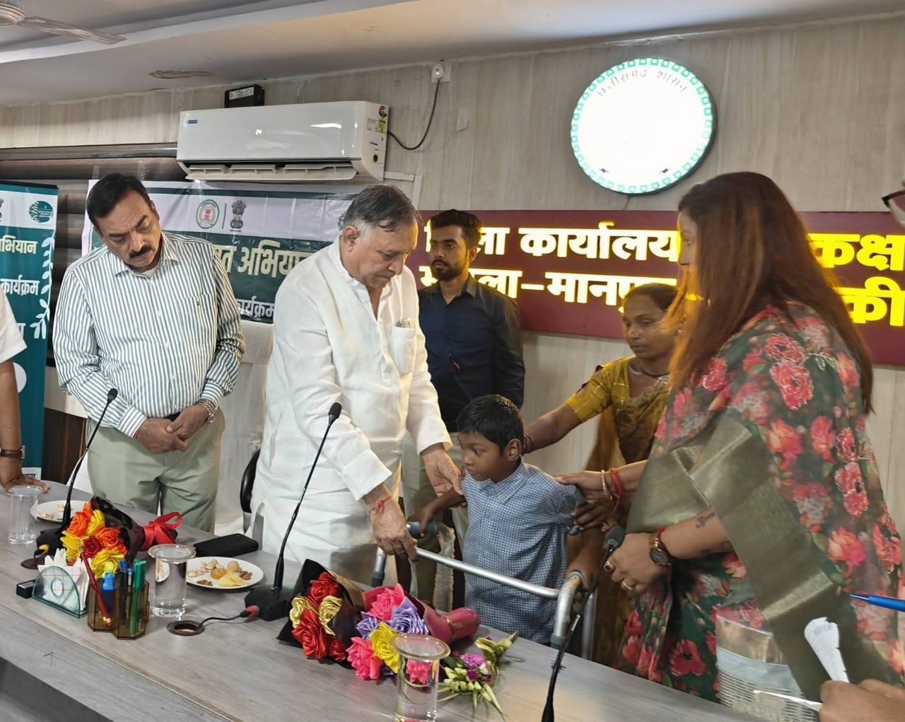 Lokesh Kavadiya, Mohla Manpur, Disabled Finance and Development Corporation, Disabled, Chhattisgarh News, Mohla News, Self-Employment Scheme, Disabled Welfare, Khabargali