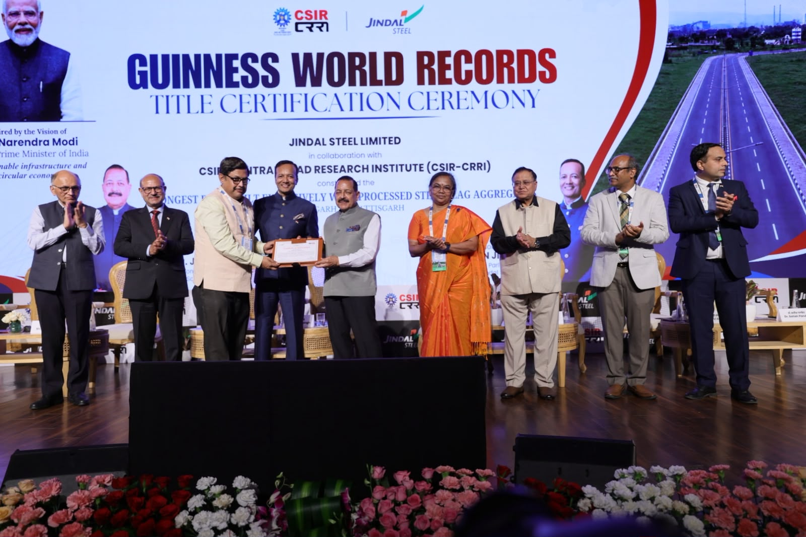 Jindal Steel, Guinness World Record, Raigarh Steel Slag Road, Steel Grit, Naveen Jindal, Waste to Wealth Chhattisgarh, KhabarGali
