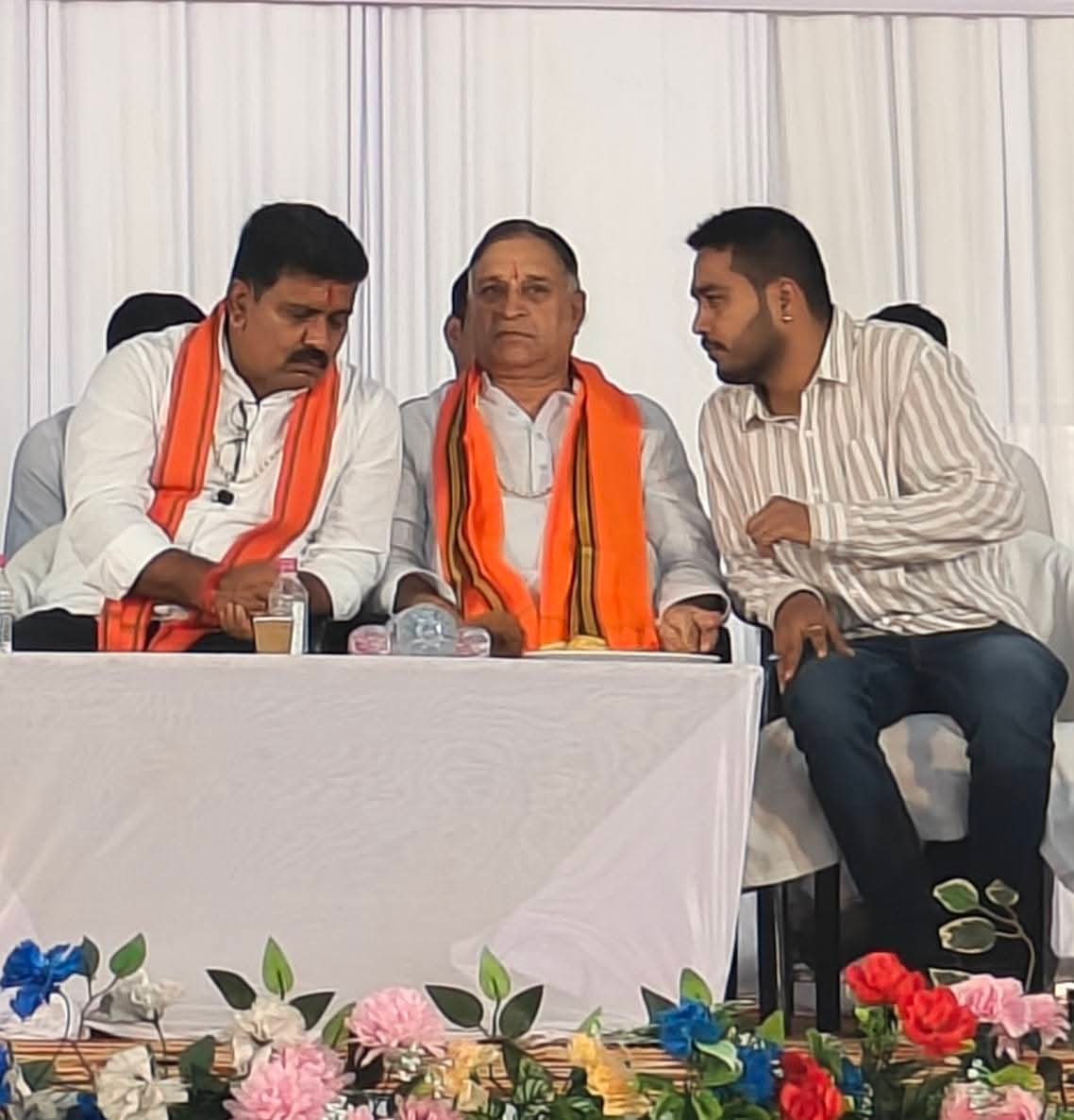 Distribution of equipment for disabled, Kabirdham News, Deputy Chief Minister Vijay Sharma, Chairman of Chhattisgarh Disabled Finance and Development Corporation Lokesh Kavadiya, Chhattisgarh Disabled Finance and Development Corporation, Artificial Limb Distribution Camp, Khabargali