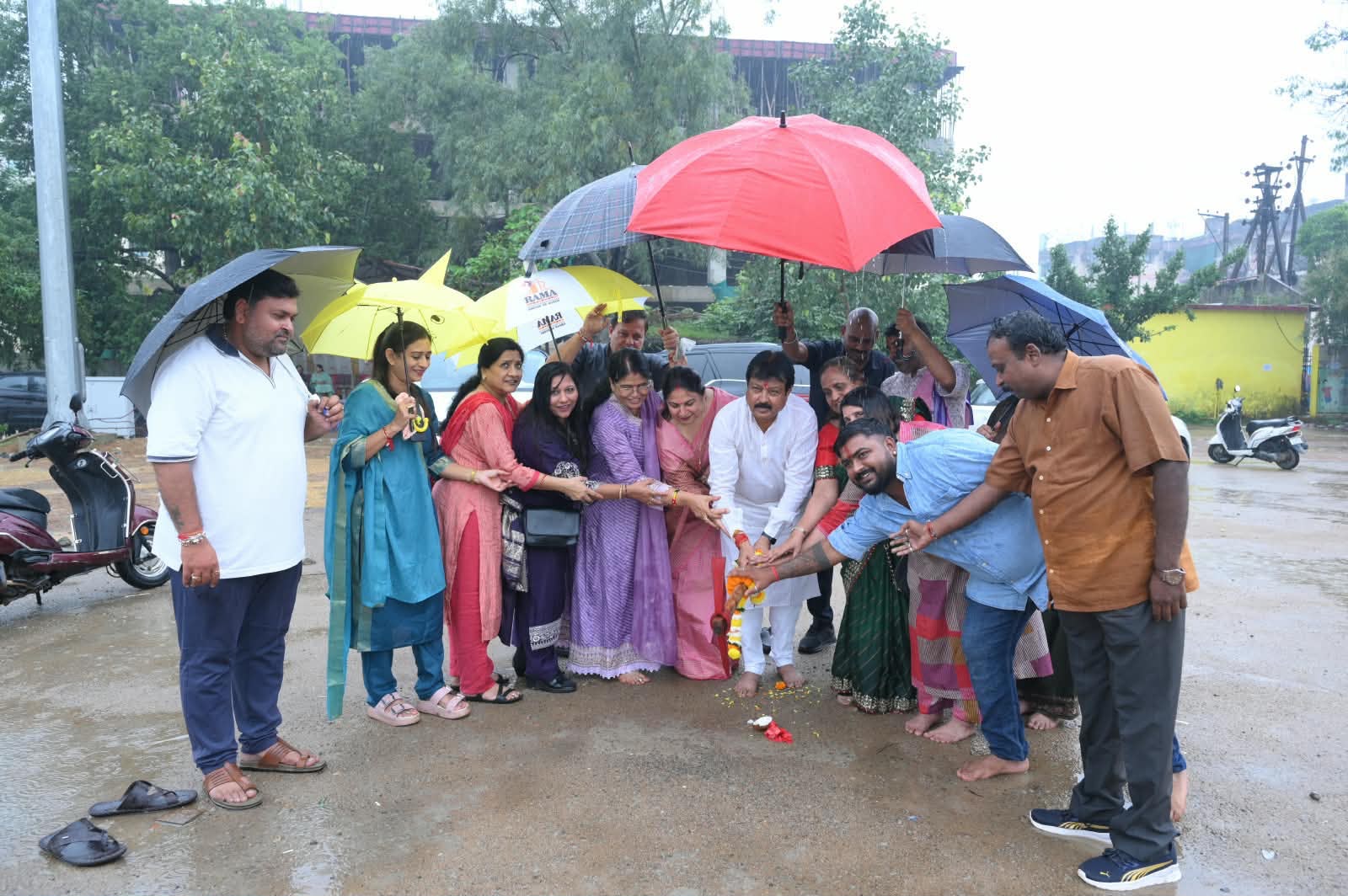 Raipur Navratri festival, BTI Ground Garba, Sankalp Navratri Raipur, Ras Garba festival Raipur, Sanjay Srivastava, Shankar Nagar Navratri festival, Khabargali