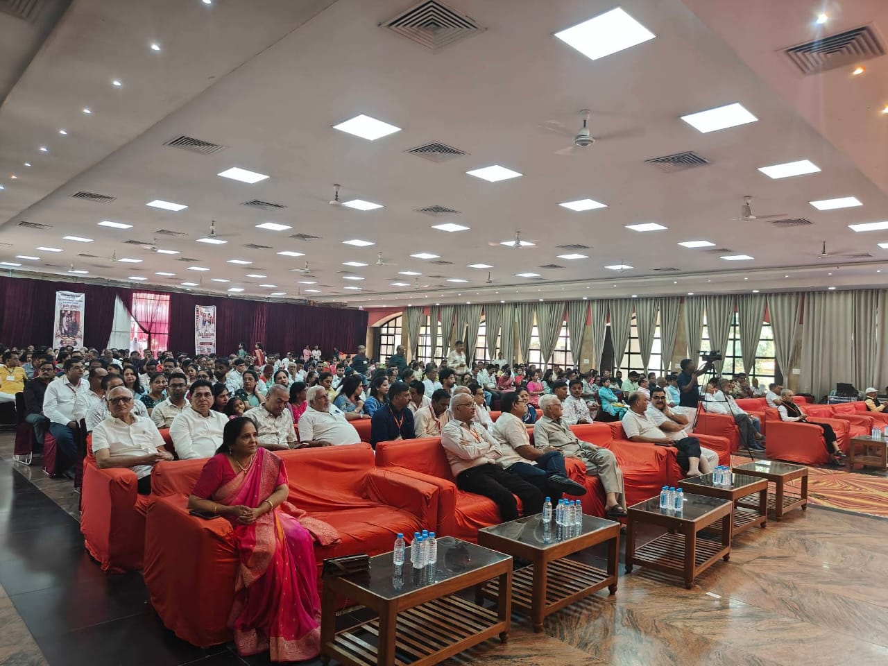 Digambar Jain community, youth-girl introduction conference, Lokesh Kanwadia, Agrasen Dham, Raipur, Shagun magazine, Jain community, Khabargali
