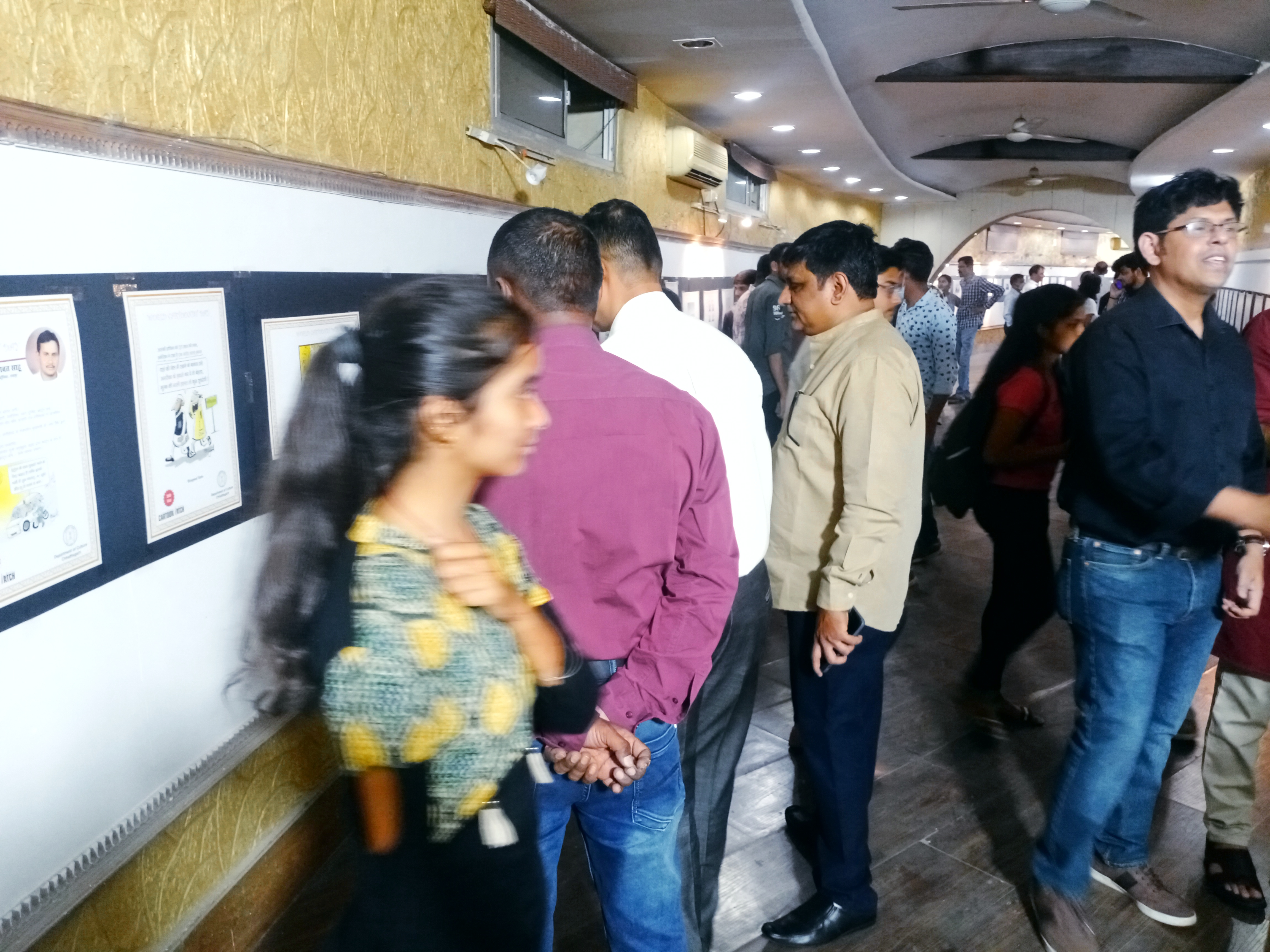 World Cartoonist Day, Cartoon Exhibition, Madhav Joshi, Bibek Sengupta, Director of Trimbak Sharma Culture Department, Vivek Acharya, Cartoonist Sagar Kumar of Chhattisgarh, Bhagwat Sahu, Ajay Saxena, Sangharsh Yadu, Sanjay Dixit, Subhash Sharma Raipur, Chhattisgarh, Khabargali