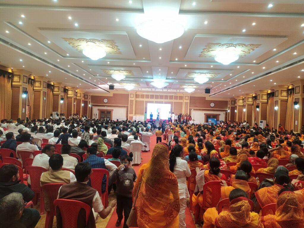 Acharya Shri Ramesh, self.  Mr. Nanalal Ji M.S., Mera Mahotsav Mahatma Mahotsav, Shri Akhil Bharatvarshiya Sadhumargi Jain Sangh, two day program, conclusion, Samta Seva Kendra, Rajuji Dholakia, Cabinet Minister, Orissa, Sumitji Bamb, Jainam Bhavan, Chhattisgarh, Khabargali