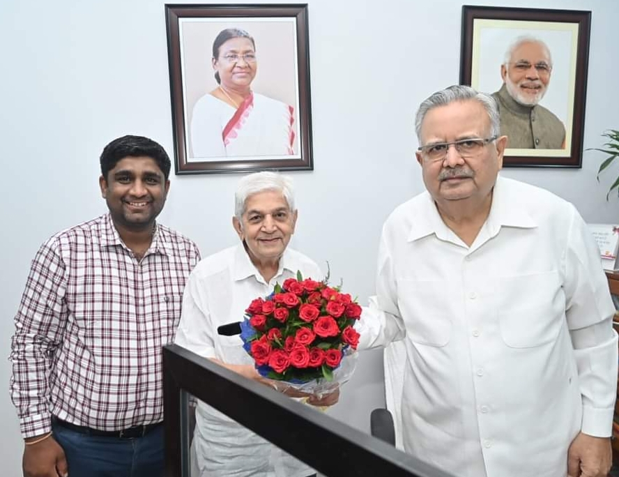 ​    ​​    ​Ramesh Bhai Modi, Death, Ramesh Modi,  National Treasurer of Vishwa Hindu Parishad, former President of Wholesale Textile Traders Association Pandari, renowned social worker, Amrit Mahotsav, Danveer Bhamashah Samman, Raipur, Chhattisgarh, Khabargali.