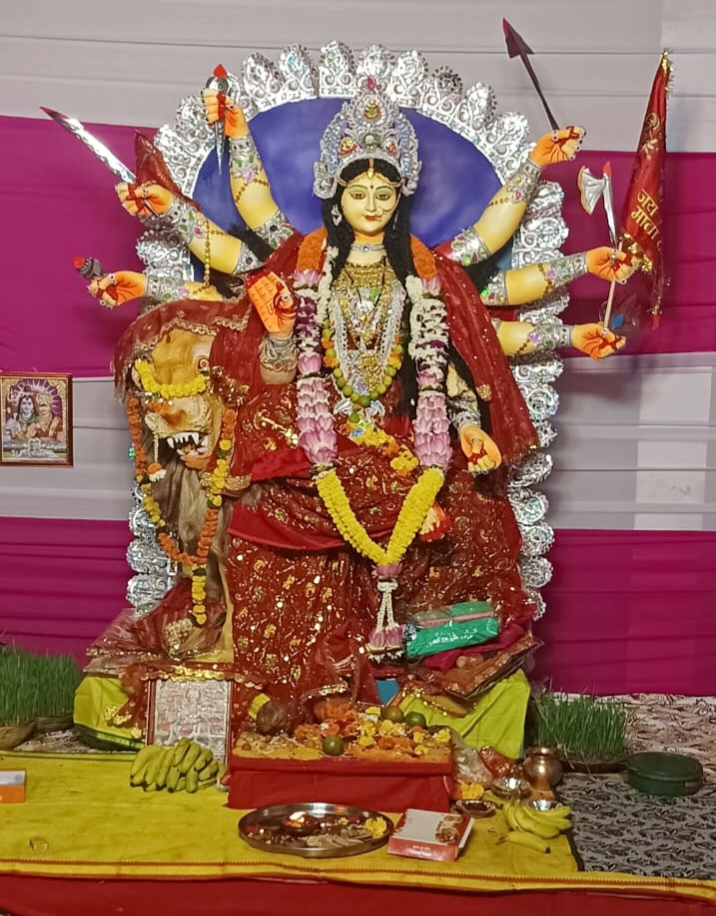 Durga festival, children's cultural program with the garba in Navratri festival, Shri Siddhivinayak Shiv Sai Hanuman Mandir Samiti Gayatri Nagar, Steel City, Pink City, Mahamaya Vihar, Ganpati Enclave Saltex Colony, Atal Bal Vriddha Udyan, Raipur, Chhattisgarh, Khabargali