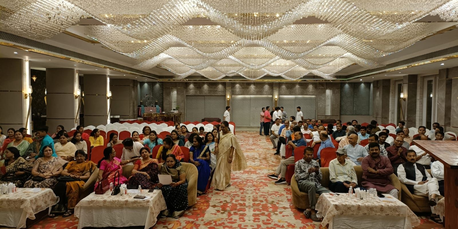 Grand event of Chitranshotsav 2025 on 4th May, review meeting of Chitranshotsav was held at Hotel Grand Imperialia, Kayastha Samaj, Convener Sanjay Srivastava, President Chhattisgarh Civil Supplies Corporation, Raipur, Chhattisgarh, Khabargali
