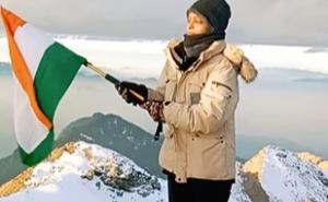 Bilaspur mountaineer Nisha Yadav achieved another feat, hoisted the tricolor on the Yunam peak hindi News latest News khabargali 