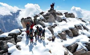 Chhattisgarh's tribal youth have achieved a new alpine route in the Duhangan Valley of Himachal Pradesh.