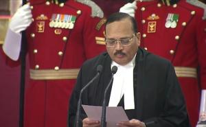 Justice Surya Kant becomes the 53rd CJI of India, administered the oath by the President, will have a tenure of 15 months. Hindi news big news latest news khabargali 