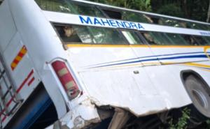 Tirupati-bound bus met with an accident, with pilgrims screaming and crying. Hindi News latest News khabargali 