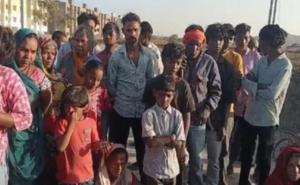 An innocent child drowned in a well, and the entire village was plunged into deep grief. hindi news latest News khabargali 