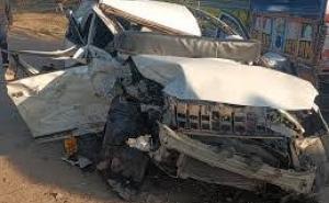 Three friends who were on their way to visit Mahakaleshwar died; they had left Telangana for the pilgrimage.