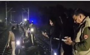 Father and daughter die after being hit by a train; suicide note blames wife hindi news big news khabargali 