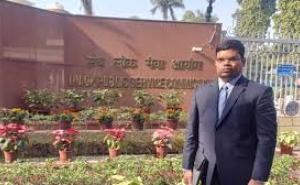 Cancer patient cracks UPSC; remains defiant even after four surgeries, succeeds in three attempts Raipur chhattisgarh hindi news khabargali 