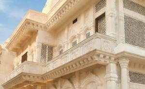 A unique glimpse of Rajasthani architecture at the heart of Raipur, transformation of the 157-year-old historical Shri Banke Bihari Temple, seven-day religious rituals starting from May 8, Bhajan Sandhya on May 13 and a grand Rath Yatra and Pran Pratishtha Mahotsav on May 14, Shri Banke Bihari Temple Trust, Petha Line, Nayapara, Sadar Bazar, Raipur, Chhattisgarh, Khabargali