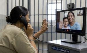 New gift in Central Jail, women prisoners will get video calling facility raipur chhattisgarh hindi news khabargali 