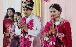  In Satna jail, the deputy jailer fell in love with an inmate and married him; this is how the love story began. big news latest news khabargali 