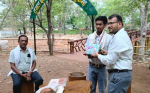 Sukma farmer's son creates history, Barse Roshan brings glory to the district by securing 634th rank in JEE Advanced. Latest News raipur news khabargali 