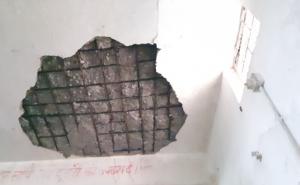 Ceiling plaster falls in government school; three students injured. Hindi news latest news khabargali 