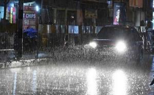 Weather Department issues alert for thunderstorms and rain today in several districts, including Raipur. Latest News hindi news khabargali 