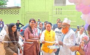 MLA Sampat Agrawal and Managing Director of Star Vedic Welfare Foundation and Vedic News and Vice President of Bharatiya Journalist Mahasangh Chhattisgarh Syed Salma inaugurated 'Nails by Sakina'; New fashion hub opened in Raipur, near SBI Bank, Shankar Nagar, Raipur, Chhattisgarh, Khabargali