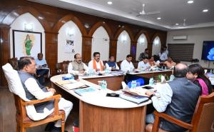 Major decision for employees by the Sai cabinet: cashless insurance benefits to be provided; 19 decisions approved. raipur chhattisgarh khabargali 