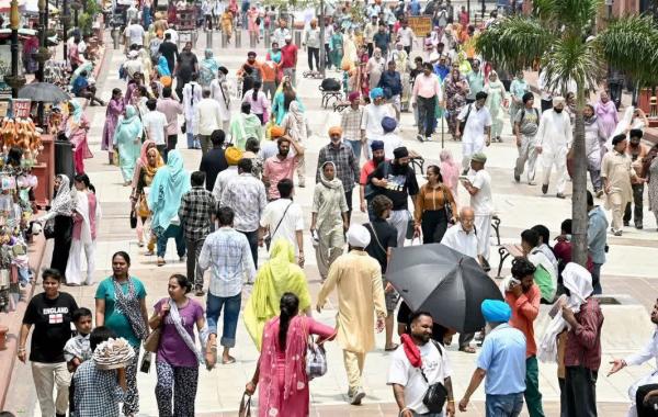  Holidays cancelled during Census-2027, prior permission mandatory for holidays in May raigarh hindi news khabargali 