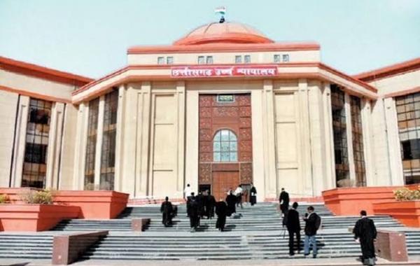 Major relief for Chhattisgarh MBBS students from the High Court: service bond to be waived if appointments are not made on time. bilaspur hindi news khabargali 