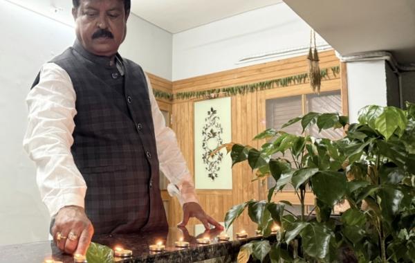Chhattisgarh State Civil Supplies Corporation Chairman Sanjay Srivastava, Bhupesh Baghel, Narendra Modi, Blessing Lamp, Chhattisgarh Politics, Raipur News, Khabargali