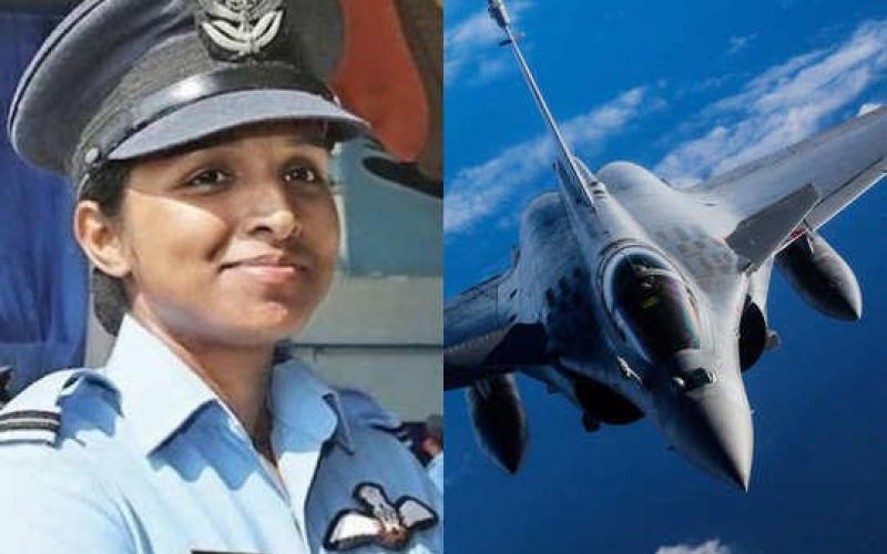 Shivangi Singh, Flight Lieutenant, Rafael, Indian Air Force, Fighter Jet, MiG, Khabargali, 17 Golden Arrow Squadron