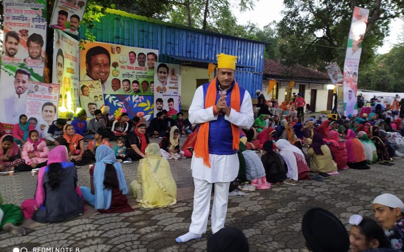 Guru Nanak Dev Janmotsav Prakash Parva, Tatibandh Gurdwara, Parliamentary Secretary Vikas Upadhyay, Khabargali, Head Granthi of Gurdwara Hirapur Baba Nishan Sing, Happy Bajwa, Nirvi Sing, Ranjodh Sing, Kuldeep Sing Dhillon, Baba Sukha Sing, Pammi Chopra, Sohan Bhaiya, Gurudeep  Sing, Harmeet Sing, Karam Sing Saini, Balveer Sing Fauji, Taruni Sing, Malkit Sing Bhati, Jashwant Sing, Satwinder Sing, Santok Sing, Mintu Khalsa, Aman Gill, Pammi Chopra, Kuldeep Sing, Vishal Shah