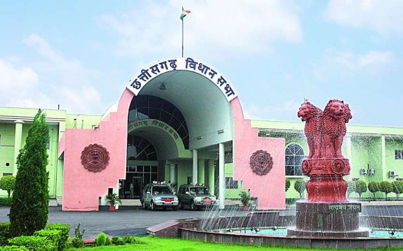 Chhattisgarh Legislative Assembly, Winter Session, Principal Secretary Chandra Shekhar Gangarade, Paddy of Opposition purchased, Increasing criminal cases, law and order , khabargali