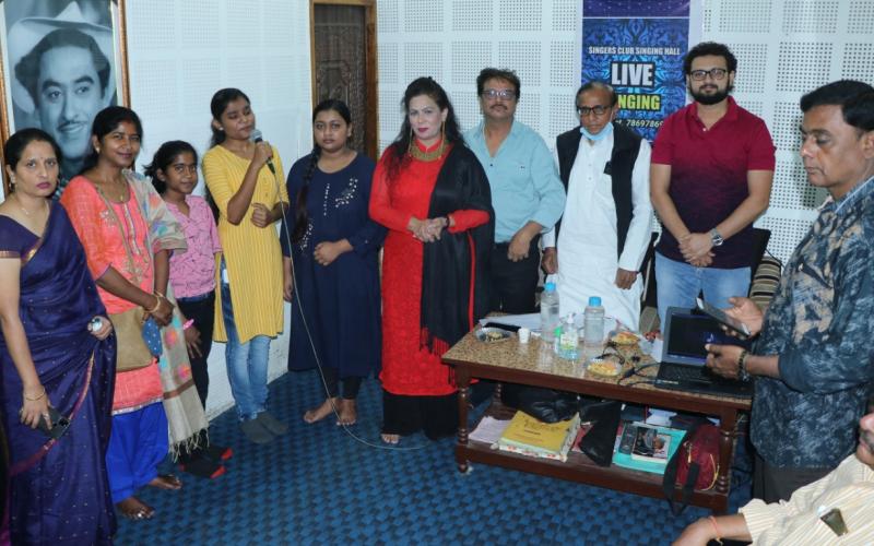 Voice of Chhattisgarh, Singing Competition, Pt Ghanshyam Sharma, TV Actors Shahnaz Islam, Rajesh Tiwari, Naveen Aggarwal, Singer Club, Lalit Agarwal, Ashok Malu, Member Salim Khan Sanjari, Vikas Agarwal, Lalit Sethia, Raipur, Chhattisgarh, Khabargali