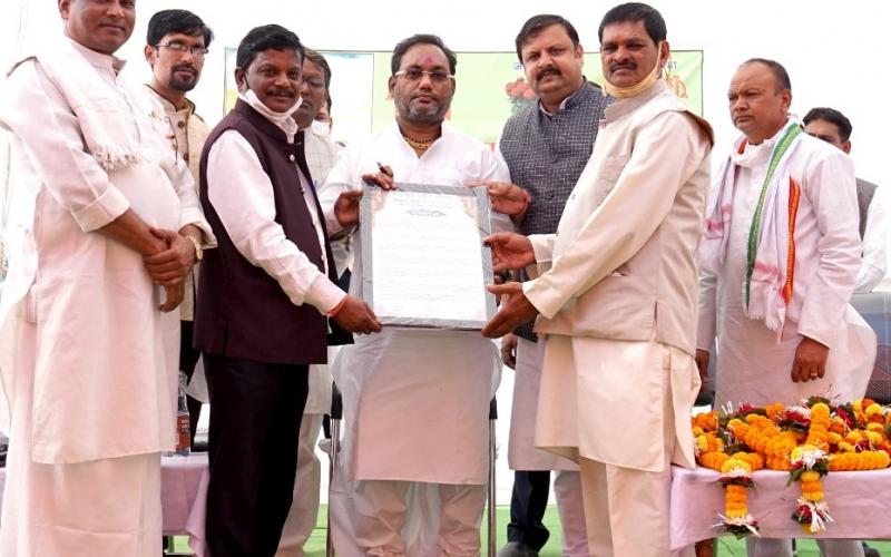 Public Health Engineering and Village Industries Minister Guru Rudrakumar, Durg District, Ahiwara, Nagar Sahu Sangh, Swearing in ceremony, Khabargali