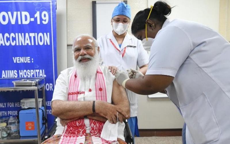 Global epidemic, second phase of corona vaccination, Prime Minister Narendra Modi, nationwide vaccination program, Bharat Biotech Covaxin, AIIMS, Nurse P Niveda, Rosamma Anil, Khabargali