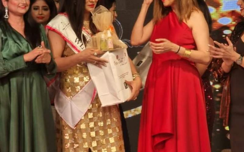 Shweta Jaiswal, Mrs India Queen of Nation 2021, Nagpur, Hotel Regenta Central, Talent Round, , Fitness Round, Dr. Aditi Govitrikar, Ashish Makhija, Raipur, Chhattisgarh, Khabargali