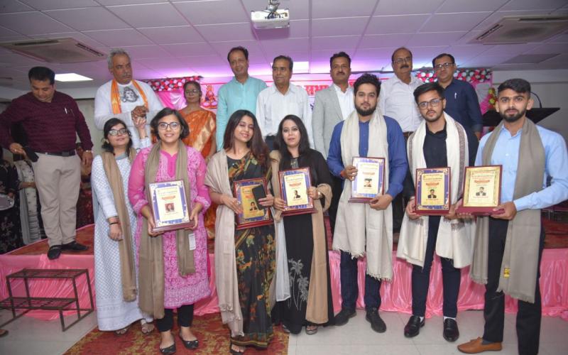 Indian Sindhu Sabha Chhattisgarh, Shankar Nagar Shantinagar, Revered Sindhi Panchayat, Shadani Darbar Raipur Tirth, Peethadheesh Sant Dr. Yudhishthira Lal Shadani, Professor Shail Sharma, Indus Palace Shankar Nagar, Ashok Nainwani, Satish Chugani, Ashok Makhija, Prahlad Shadija, CA Chetan Tarwani,