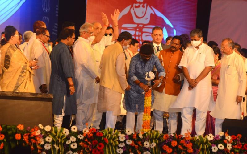 National Tribal Dance Festival', Rajyotsava 2021 Celebrations, Raipur, Science College Ground, Jharkhand Chief Minister Hemant Soren, Chhattisgarh Chief Minister Bhupesh Baghel, Khabargali