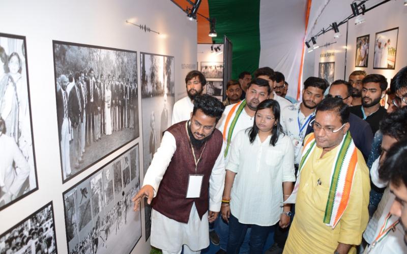 Indira of India, Minister of Public Health Engineering and Village Industries, Gandhi Maidan, Former Prime Minister Late Smt. Indira Gandhi, Chhattisgarh, Khabargali