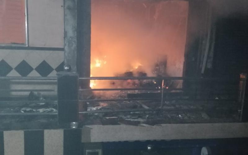 Lal Ganga Shopping Mall, Fire, Mobile burnt down, Fire Brigade, Raipur, Khabargali