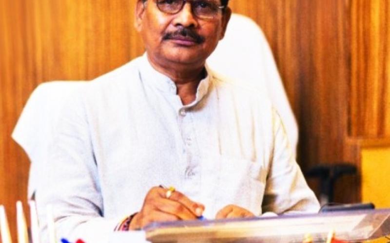 Chhattisgarh, School Education and Tribal Minister Premsai Singh Tekam, Personal Assistant Secretary Ajay Soni, KK Rathore, Khabargali