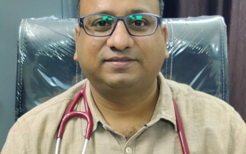 Corona's new form Omicron, Delta Variant, Kovid, Gariaband Government Hospital, Dr. Mahavir Prasad Agarwal MBBS MD, Medicine, Raipur, Chhattisgarh, Khabargali