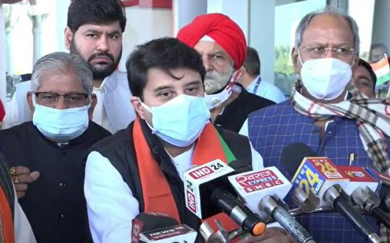 Union Minister Jyotiraditya Scindia, BJP Office Kushabhau Thackeray Complex, Swami Vivekananda Airport, Rahul Gandhi, Raipur, Chhattisgarh, Khabargali