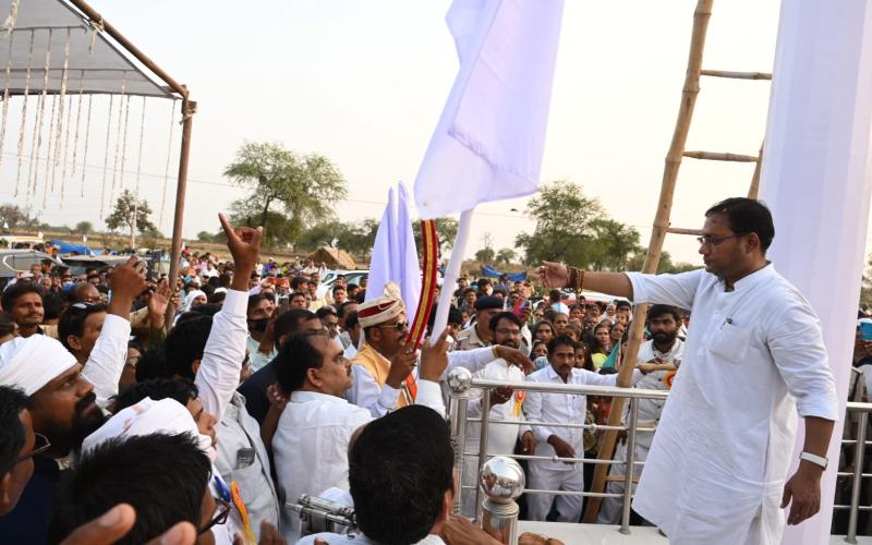 Chandeli, newly built temple, Jagatguru Rudra Kumar, Joda Jaitkham', worship, establishment of Guru Gaddi, PHE Minister, Chhattisgarh, Khabargali