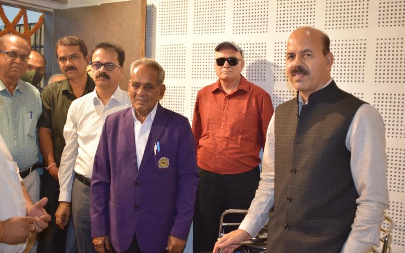 Agrasen College, Internet Radio, Agravani, Indira Gandhi Agricultural University Vice Chancellor Dr. Girish Chandel, Ajay Dani, Chhattisgarhi Agrawal Samaj, Umesh Agarwal, Sunil Agarwal, Prof.  Vibhash Kumar Jhad.  Madhulika Agarwal, Kanishk Dubey, Raipur, Chhattisgarh, Khabargali