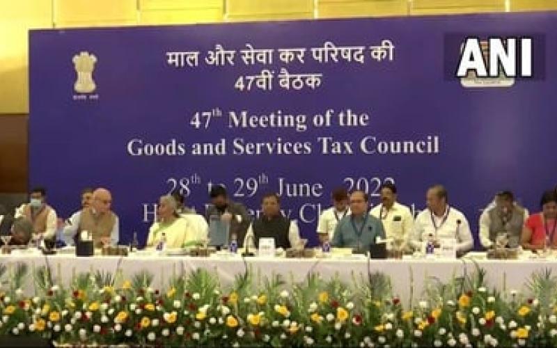 GST Council, 47th meeting, important decision, tax exemption ended, Union Finance Minister Nirmala Sitharaman, e-way bill, curd, cheese, honey, meat, fish, canned, labeled food items, goods and services tax, hotel rooms tax, electronic bill, revenue loss, biometric verification, Khabargali