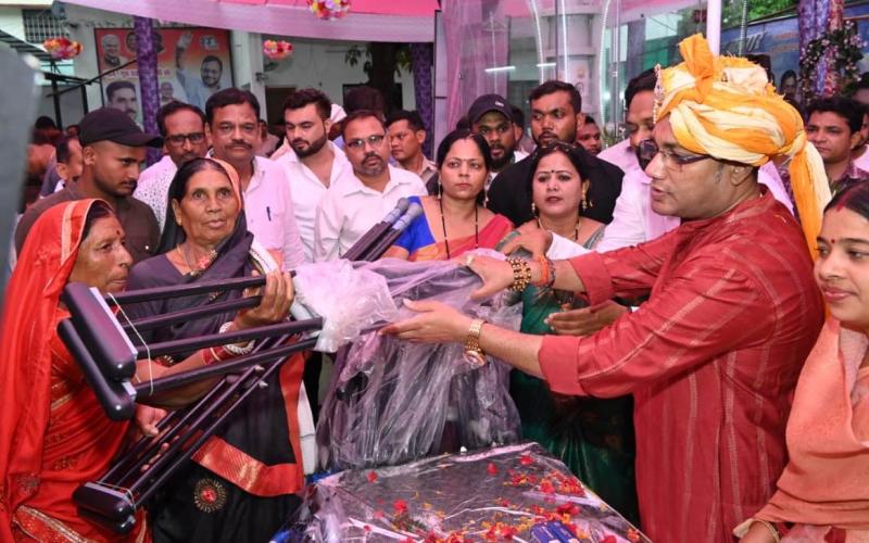 Guru Rudra Kumar, Minister of Public Health Engineering and Village Industries, on his birthday, distribution of walkers, crutches and hearing machines to differently-abled people, News Gali