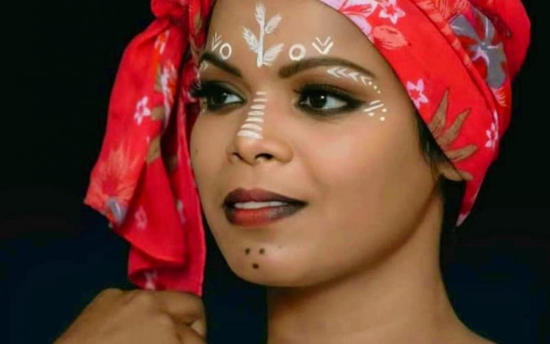 Preeti Mohbe, Celebrity Makeup Artist, Rajnandgaon, Raipur, Chhattisgarh's Famous World Tribal Day, Zee News, INH, Bharti, Sundar Singh, Dulhan Album Documentary, Movies, Fashion Show, Gangubai Glass Makeup, Khabargali